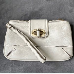 Ann Taylor Wristlet